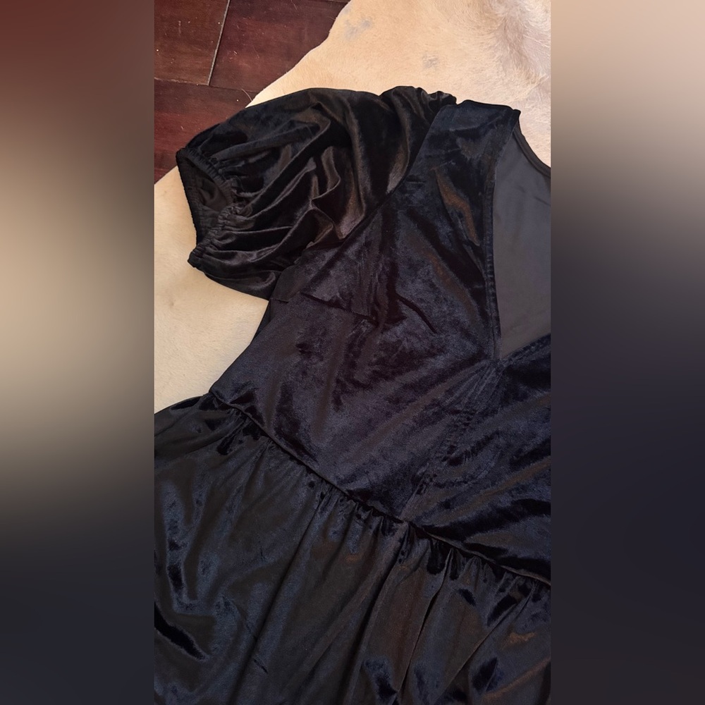 CITY CHIC Ada Black Velvet Mini Dress - Picture 12 of 16